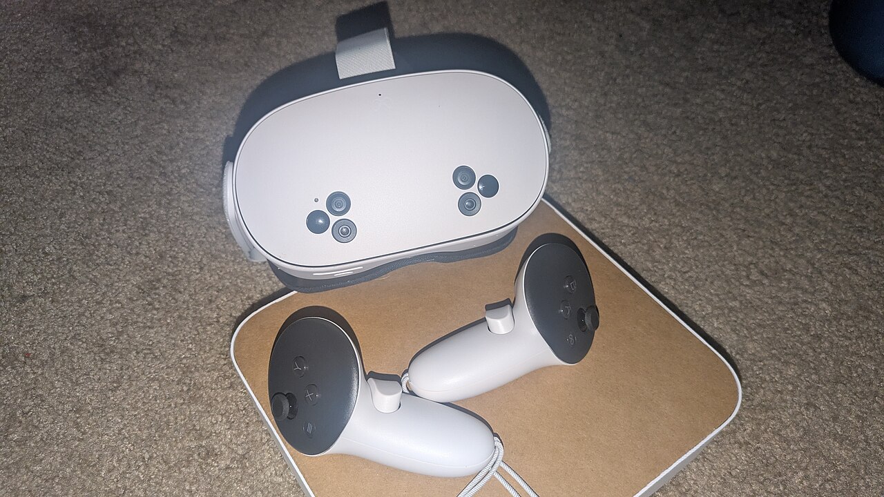 Meta Quest 3S Advanced All-in-One VR Headset 128GB